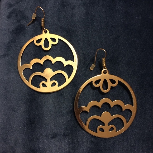 DONATED - Picture 2 of 5